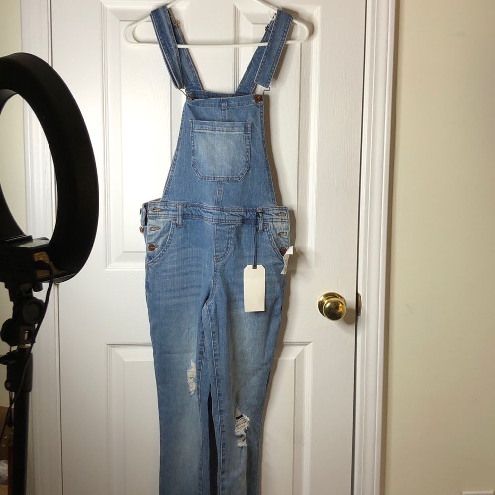 Denim overall 💙